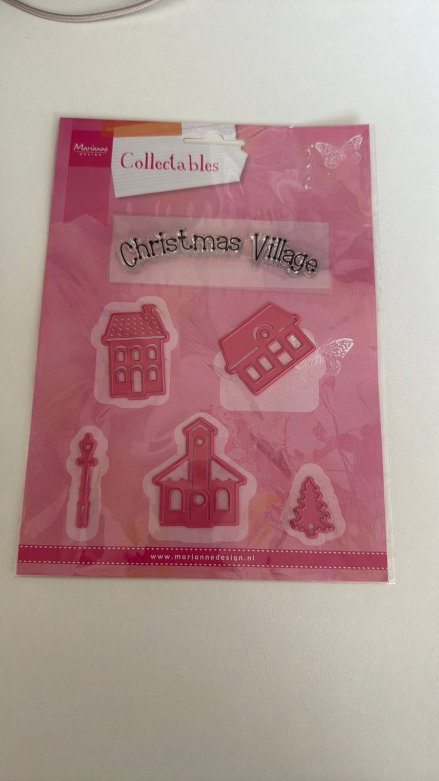 Marianne design christmas village, Ophalen of Verzenden, Zo goed als nieuw, Overige thema's, Pons of Mal