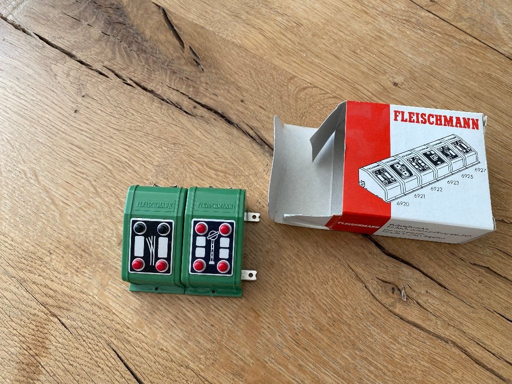 Fleismann besturing kastjes | sein bediening fleismann, Gebruikt, Gelijkstroom, Wagon, Ophalen of Verzenden