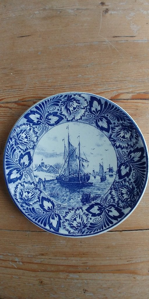 wandbord 23 cm delfts blauw holland kvj zeilboten Bieden, Ophalen of Verzenden