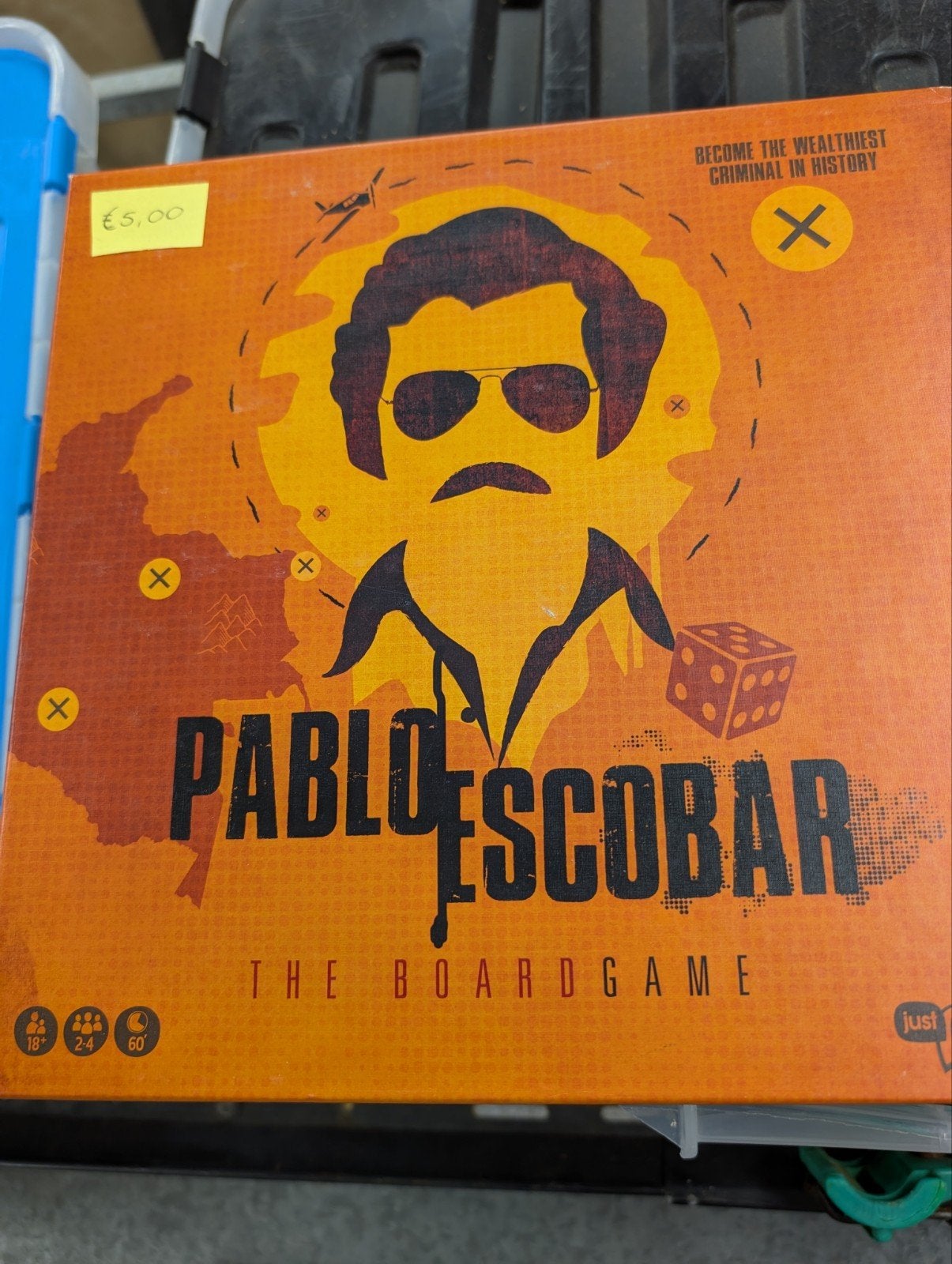 Pablo Escobar The Boardgame - Zo goed als nieuw, Drie of vier spelers, Ophalen of Verzenden, Zo goed als nieuw, Just Games