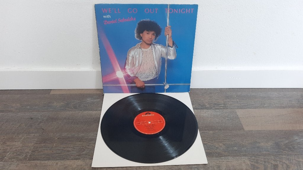 Foto 4 van Daniel Sahuleka – We'll Go Out Tonight With Daniel Sahuleka