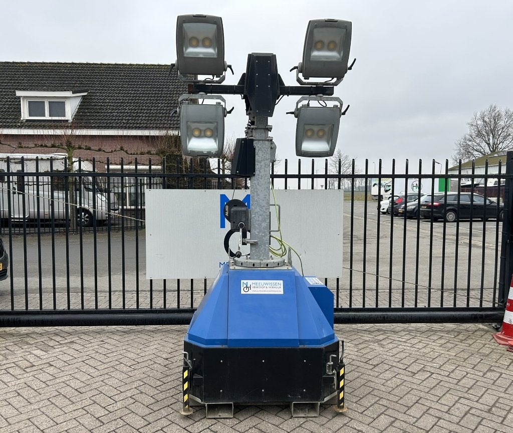 Trime X-mast stationaire lichtmast/lichtmast 4x 150 watt, Ophalen, Gebruikt, 50 tot 200 watt, Overige typen