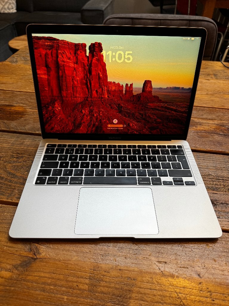 MacBook Air M1 (2020) | 13.3 | 8GB RAM | Batterij 82%, Qwerty, 8 GB, 13 inch, 512 GB