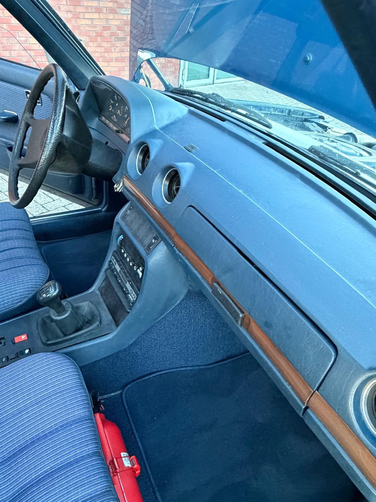 Mercedes-Benz Mercedes 1984, foto 9