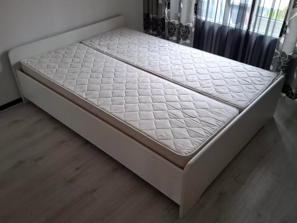 2 persoonsbed / twijfelaar Trendhopper 140 x 200 cm, Huis en Inrichting, Slaapkamer | Bedden, Ophalen, Gebruikt, Wit, 140 cm