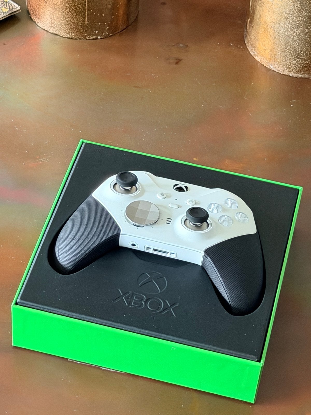Xbox Elite Series 2 Core Controller - Nieuw, Spelcomputers en Games, Ophalen of Verzenden, Nieuw, Controller, Xbox One