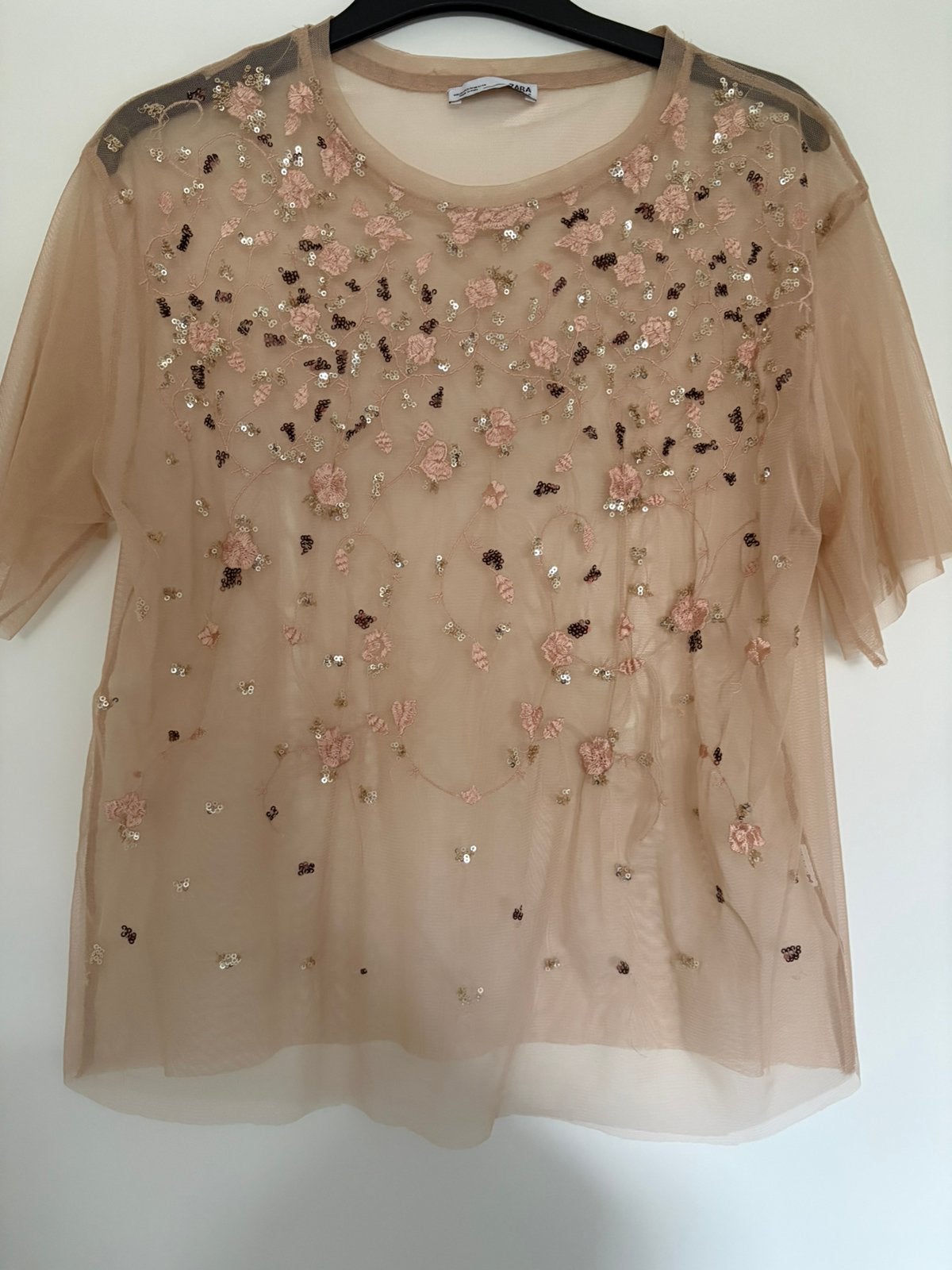 Top/blouse zara, Kleding | Dames, Maat 38/40 (M), Beige, Ophalen of Verzenden, Korte mouw