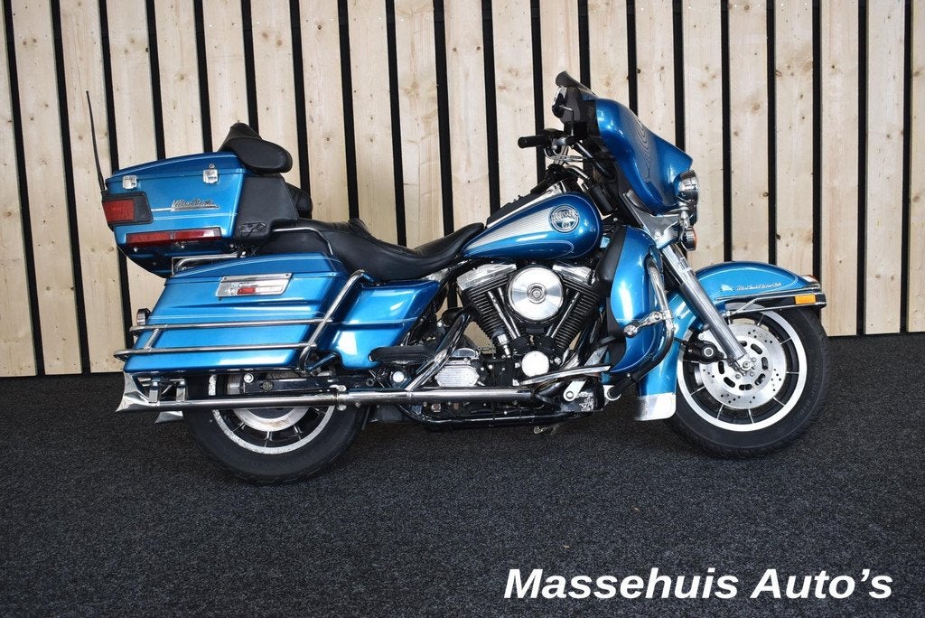 Harley Davidson Tour FLHTCU Ultra Classic 3547mijl! Fishtail, Motoren, Motoren | Harley-Davidson, 1340 cc, Bedrijf, Toermotor
