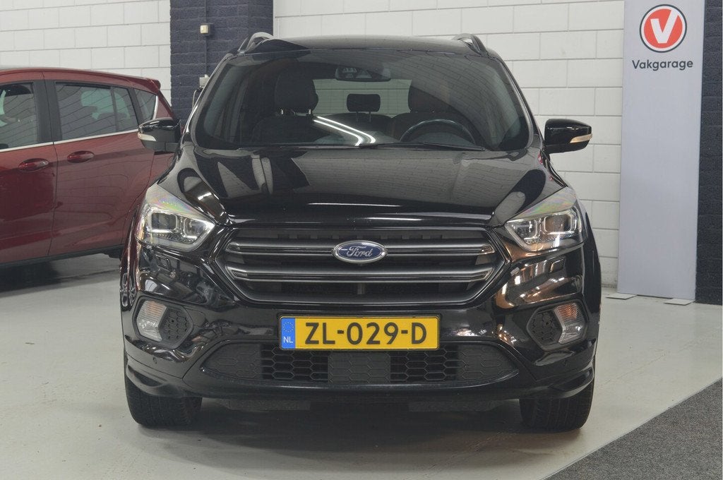 Ford Kuga 1.5 EcoBoost ST Line, Auto's, Ford, Euro 6, 4 cilinders, 1850 kg, Zwart