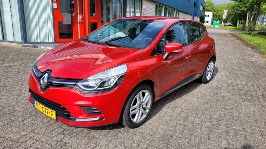 Renault Clio 0.9 TCe zen 90pk Eco2 S&S 2017  navi/pdc/139nap, Voorwielaandrijving, 898 cc, Stof, 49 €/maand