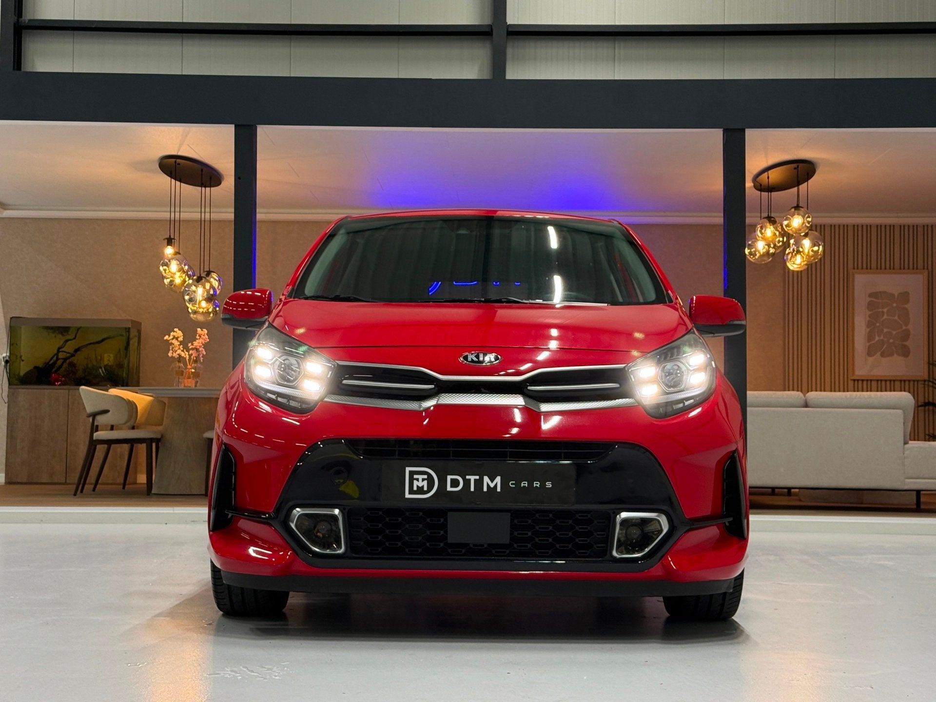 Kia Picanto Automaat | Ferrari Rood | Panoramadak | Navi | L, 877 kg, 4 stoelen, Bedrijf, Picanto