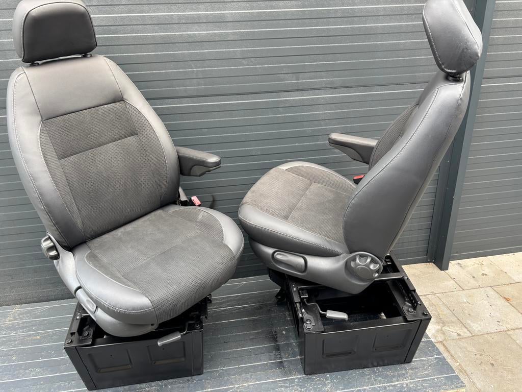 stoelen draaistoelen Mercedes Sprinter volkswagen crafter
