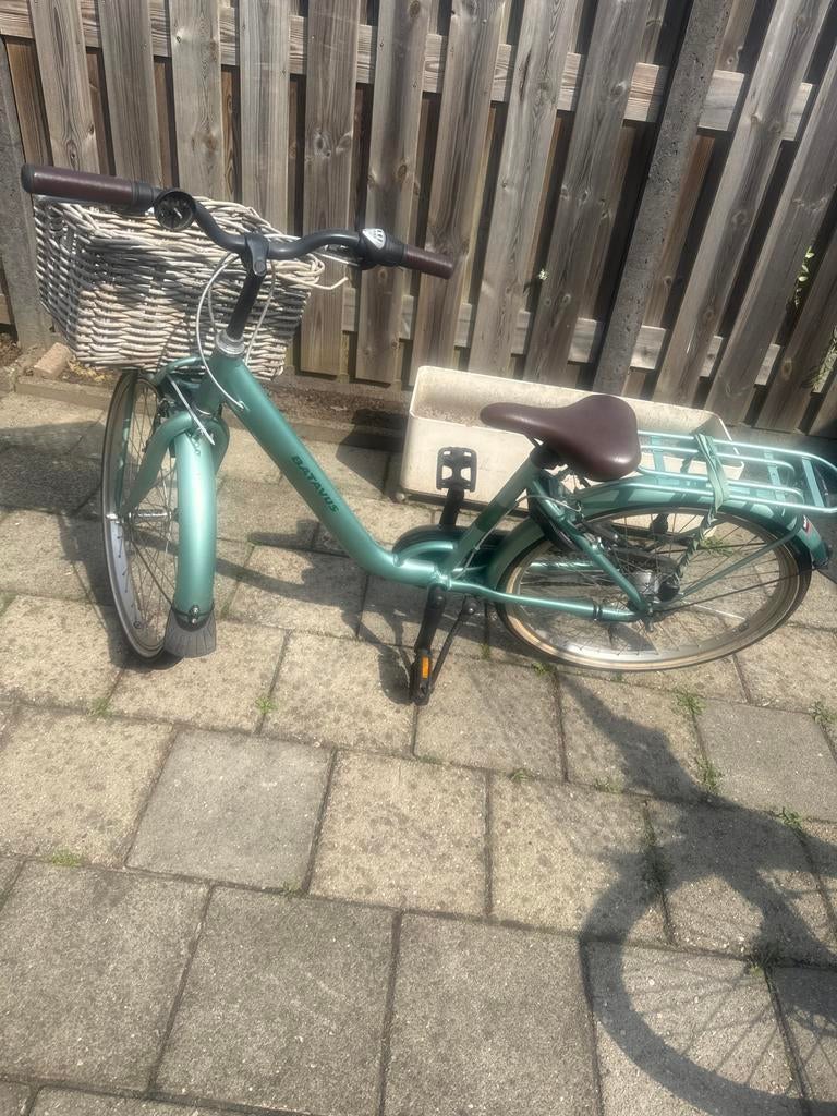 Batavus fiets met mand en versnellingen, Fietsen en Brommers, Fietsen | Dames | Damesfietsen, Ophalen, Terugtraprem, Gebruikt