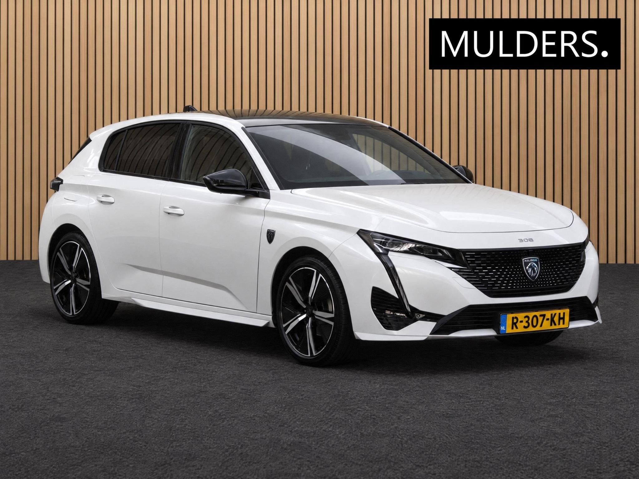 Peugeot 308 1.2 PT 130 GT | Automaat | 360 Camera / Navi /, Gebruikt, 1199 cc, Wit, 3 cilinders