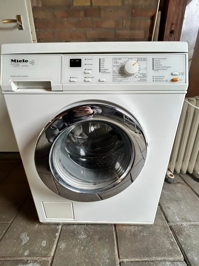 Miele W933 Wasmachine - Betrouwbaar en Efficiënt, Witgoed en Apparatuur, Wasmachines, Ophalen, Gebruikt, Voorlader, Wolwasprogramma