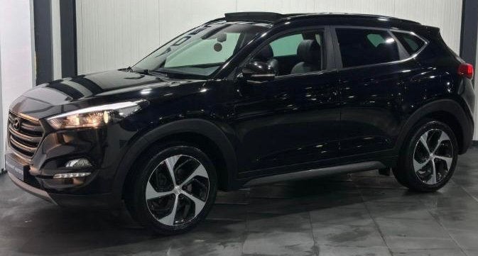 Hyundai Tucson 1.6 T-gdi 2WD 2017 Zwart, Auto's, Hyundai, Voorwielaandrijving, 4 cilinders, Zwart, 75 €/maand