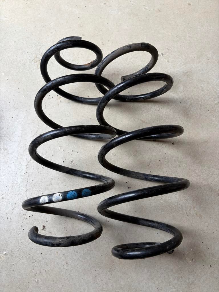 Set veren voor&achter - Polo 6R 1.6 TDI 90/105hp, Auto-onderdelen, Ophalen of Verzenden, Gebruikt, Universele onderdelen