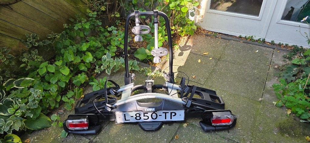 Thule VeloCompact 925 fietsendrager voor 2 fietsen, Ophalen, 2 fietsen, Gebruikt, Trekhaakdrager