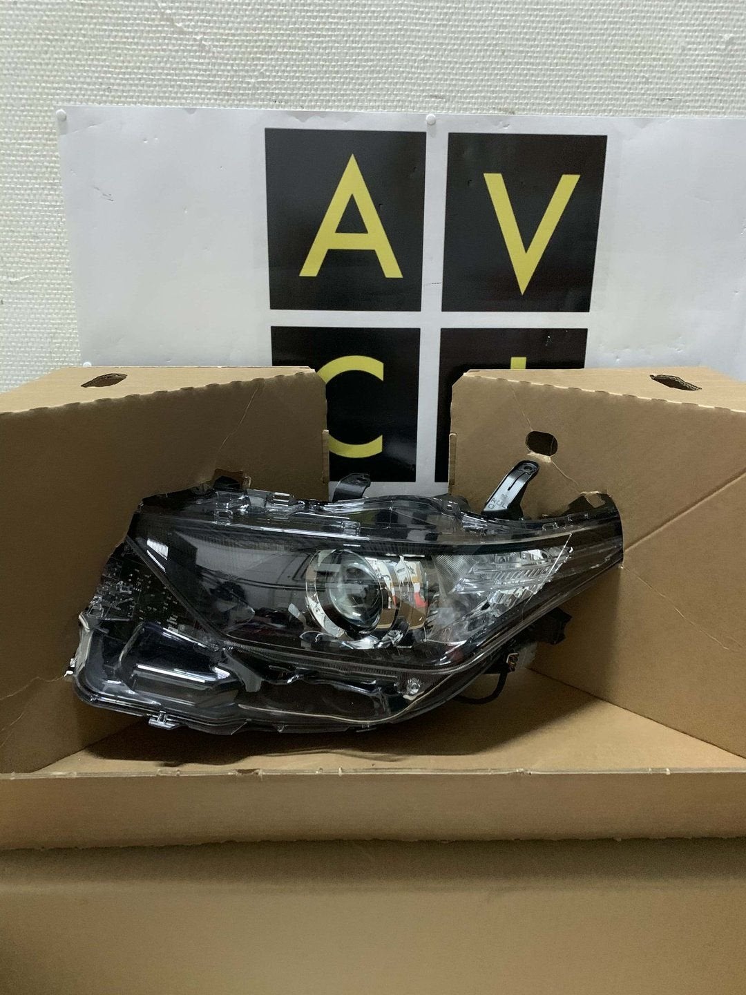 Koplamp Toyota Auris II facelift Full led  Nieuw Origineel 1, Auto-onderdelen, Verlichting, -, -, Nieuw, Ophalen of Verzenden