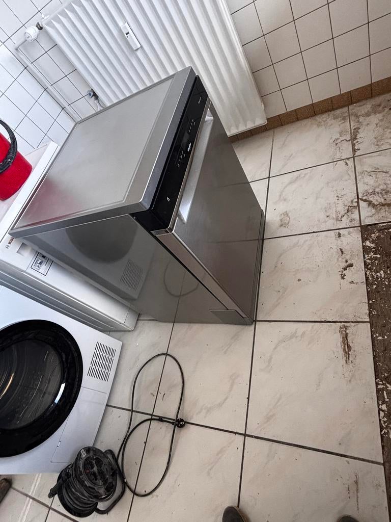 Whirlpool PowerClean vaatwasser - Zo goed als nieuw, Witgoed en Apparatuur, Vaatwasmachines, Ophalen, Minder dan 85 cm, 60 cm of meer