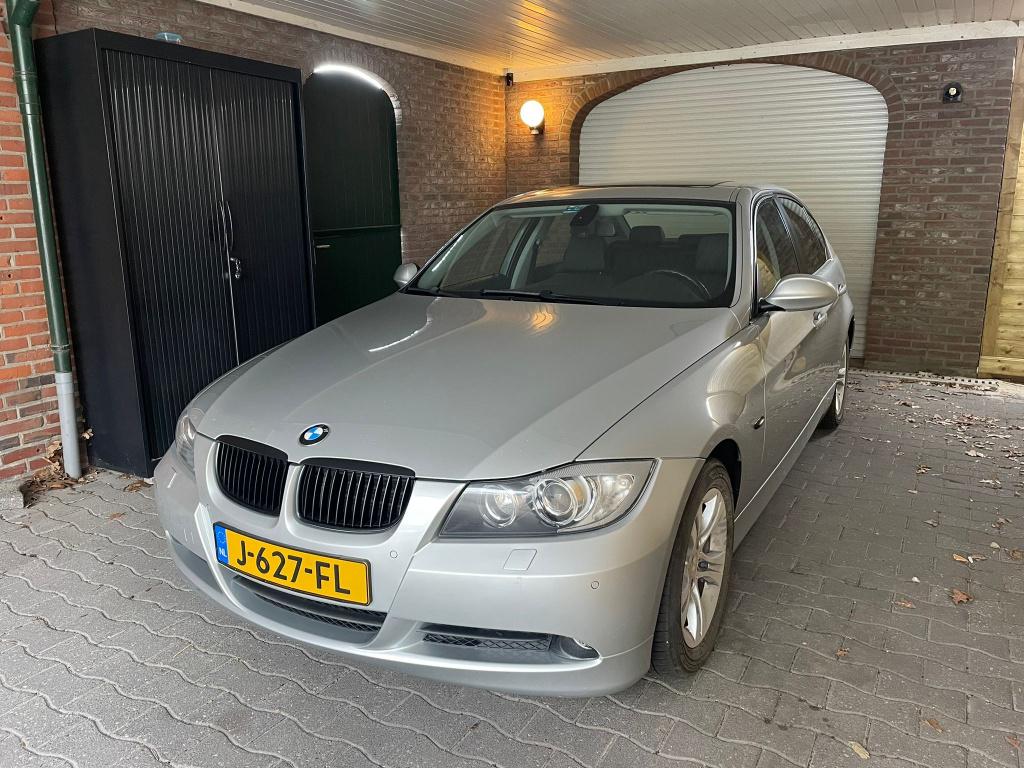 BMW E90 325i. 3.0 liter 6 in lijn motor. 265PK 315 Koppel, Auto diversen, Overige Auto diversen, Ophalen
