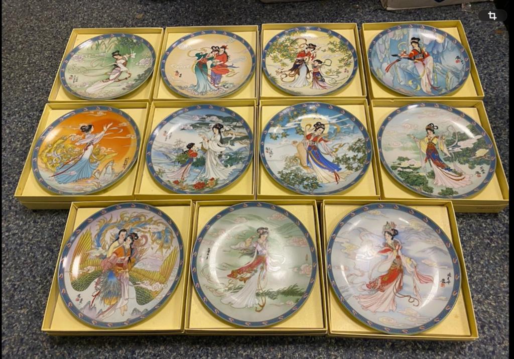 Serie v 12 bordjes Chinees Imperial Jingdezhen porcelein, Ophalen