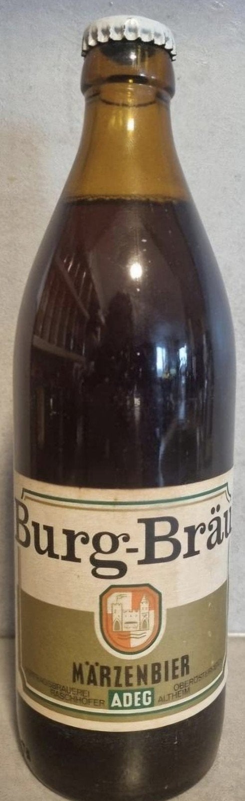 Burg-Bräu Märzenbier - Raschhofer familie brouwerij, Altheim, Ophalen of Verzenden, Zo goed als nieuw, Flesje(s), Overige merken