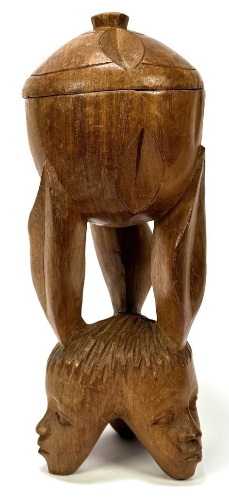 916. Houten beeld met pot - Afrika, 20e eeuw, Ophalen of Verzenden, Afrika, Hout, Houtsnijwerk