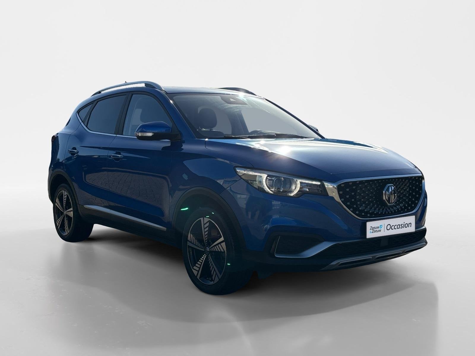 MG MG ZS EV Luxury 45 kWh | NL-AUTO | PANO | Trekhaak |12 MA, Auto's, Gebruikt, Zwart, 143 pk, 1507 kg