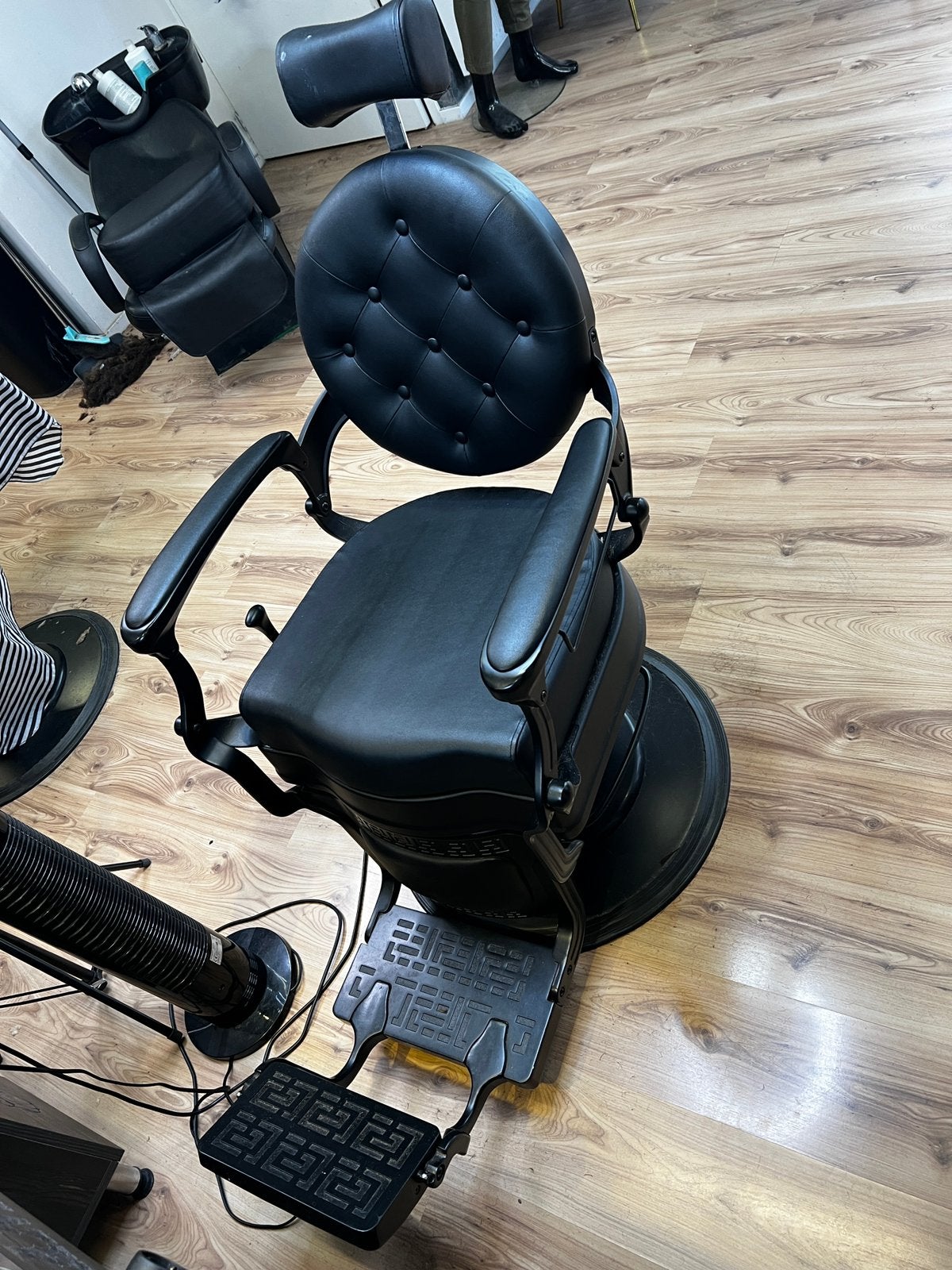 Barberstoelen €450 per stuk, Diensten en Vakmensen