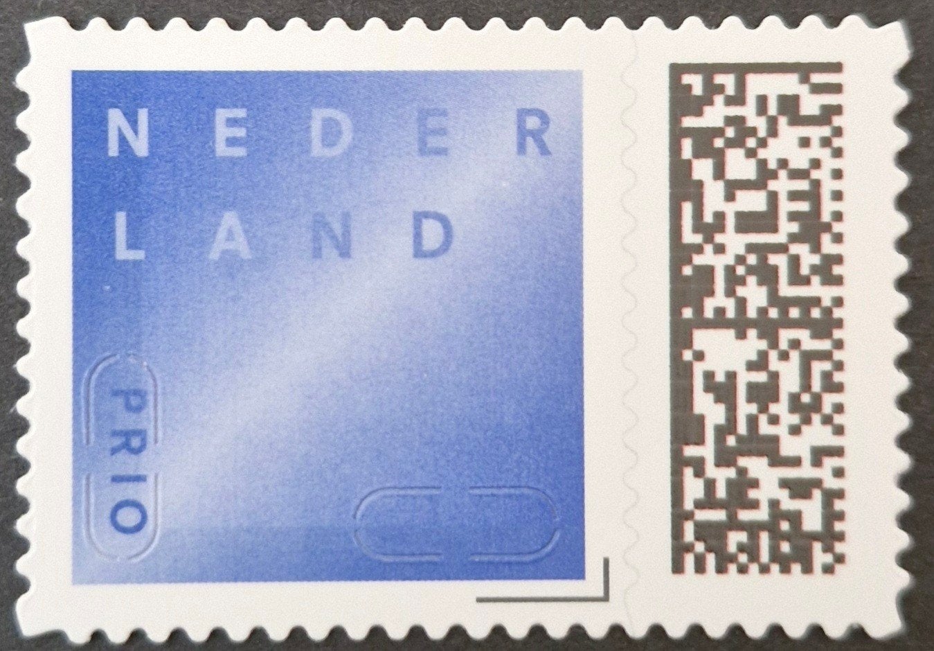 Rouwpostzegel PRIO (gestanste) postfris 2026, Postzegels en Munten, Postzegels | Nederland, Verzenden, Na 1940, Postfris