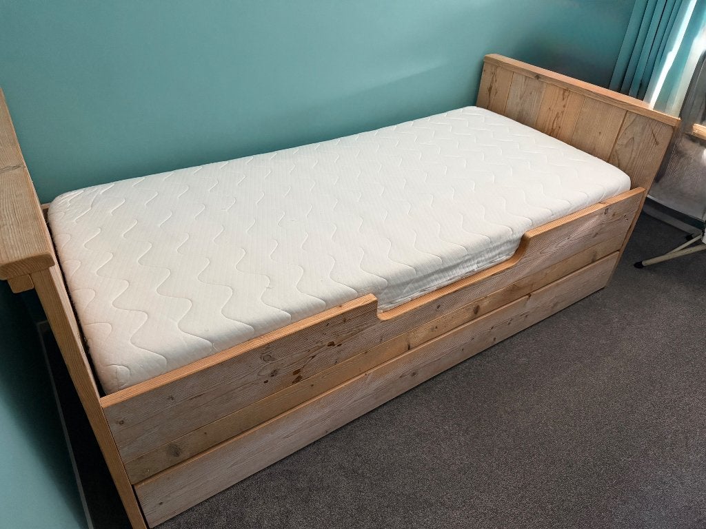 Steiger houten bed, Ophalen, Gebruikt, 90 cm, Eenpersoons