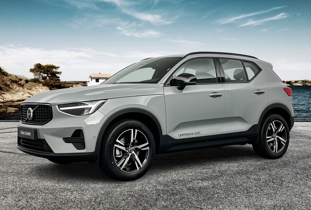 Volvo XC40 B4 GT Plus Dark Visual Park Assist (bj 2026), Auto's, Gebruikt, Euro 6, Origineel Nederlands, Bedrijf