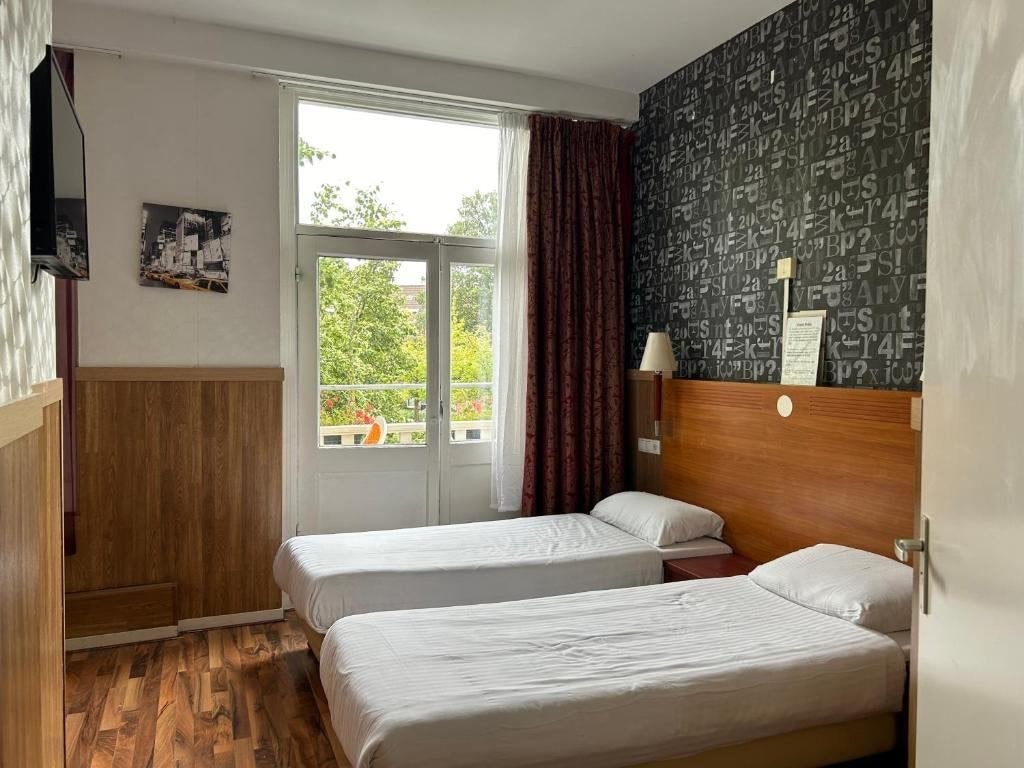 Tijdelijke Kamer Amsterdam Noord | Week / Maand Verblijf, Huizen en Kamers, 20 tot 35 m², Amsterdam