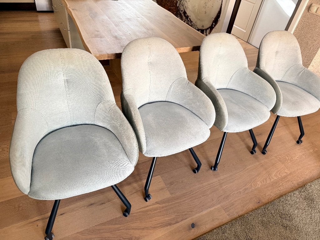 Eetkamer stoelen op wieltjes, 4 stuks, Henders en Hazel, Ophalen of Verzenden, Gebruikt, Kuipstoel, 4 tot 6 stoelen