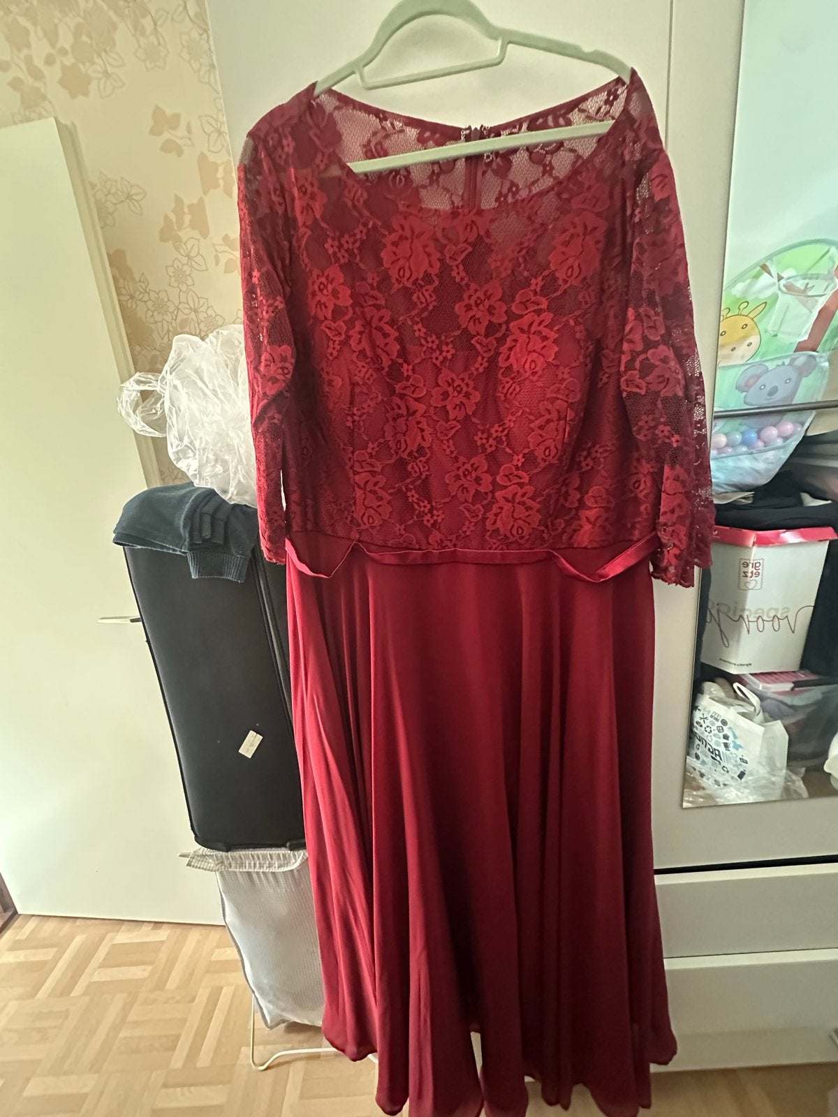 My Mascara Curves Galajurk Rood Kant Maat 52, Kleding | Dames, Jurken, Ophalen, Maat 46/48 (XL) of groter, Nieuw, Rood