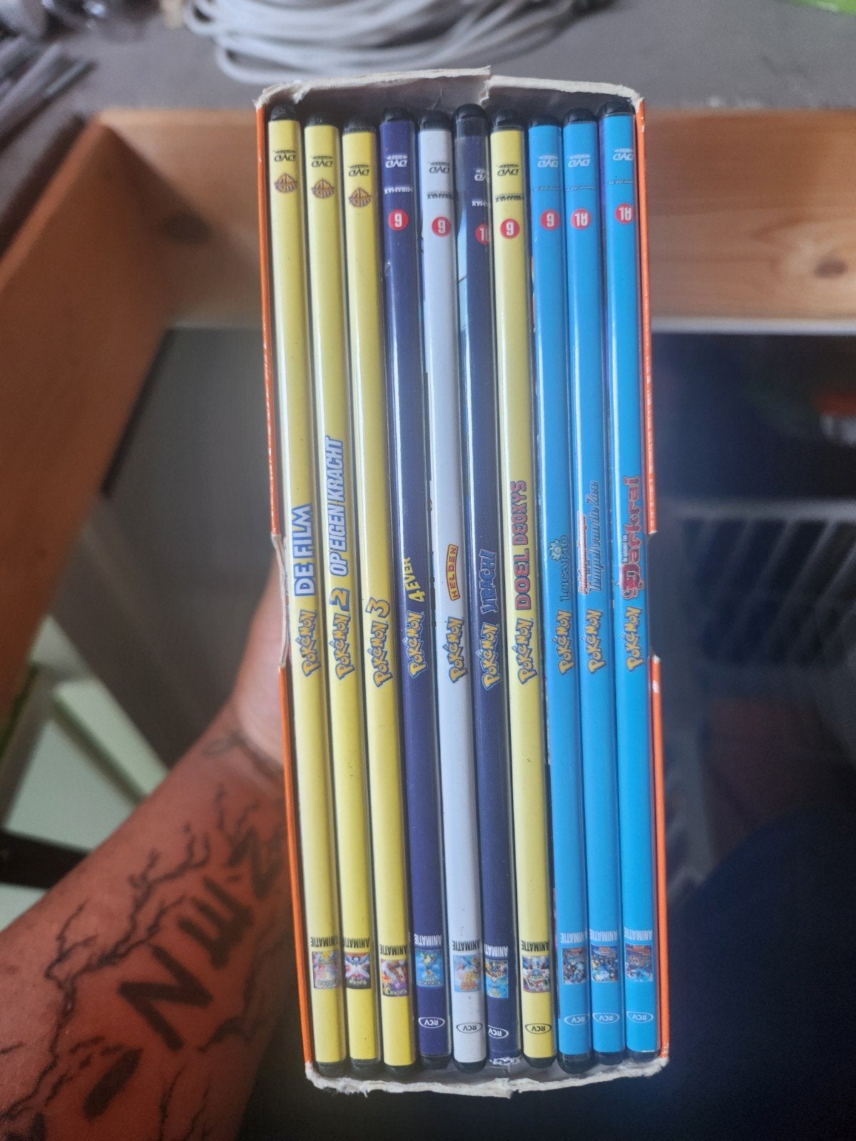 Pokémon DVD Box 1 t/m 10 - Nederlands gesproken, Gebruikt, Tekenfilm, Inclusief doosje, Alle leeftijden