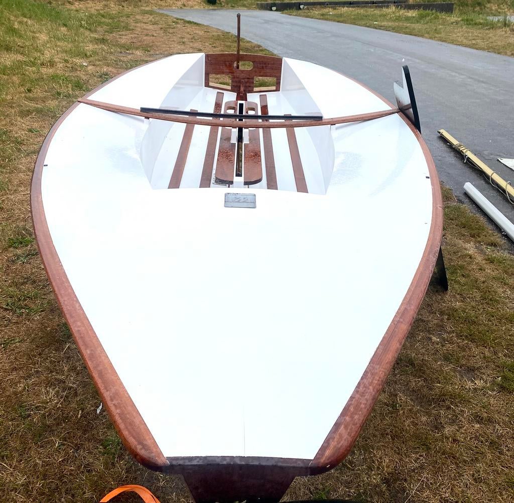 Complete Solo zeilboot + trailer | nieuwprijs €3500, Ophalen, Solo, Info@solosailing.org.uk, Zo goed als nieuw