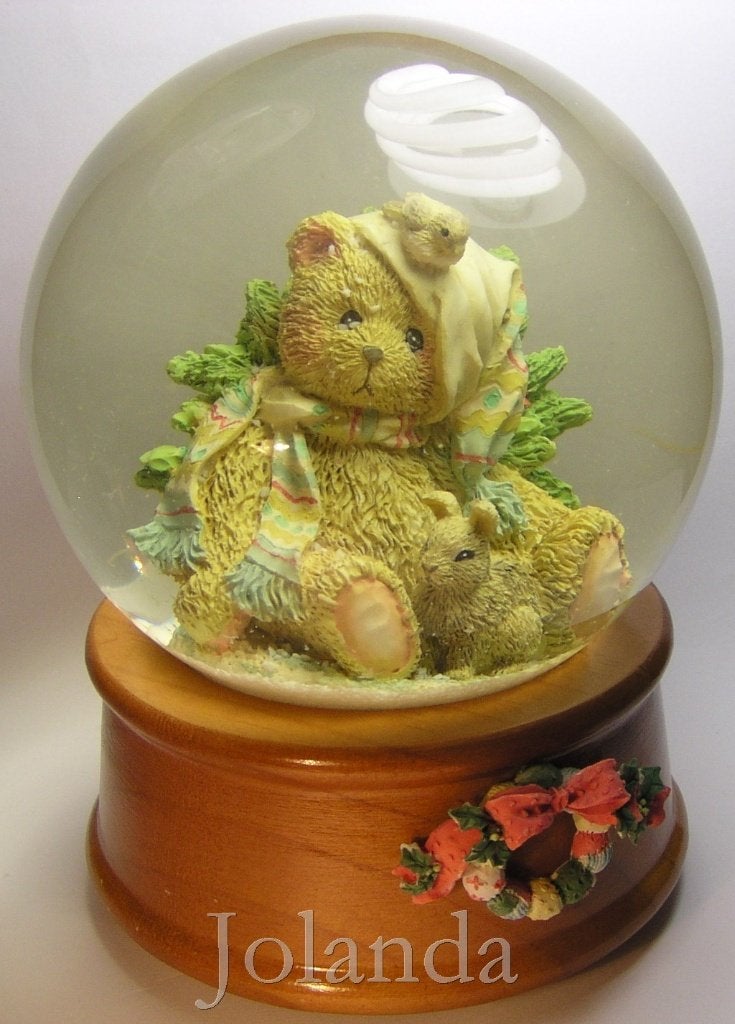 Cherished Teddies Muziekdoos Waterglobe Charlie, Ophalen of Verzenden, Zo goed als nieuw, Beeldje, Cherished Teddies