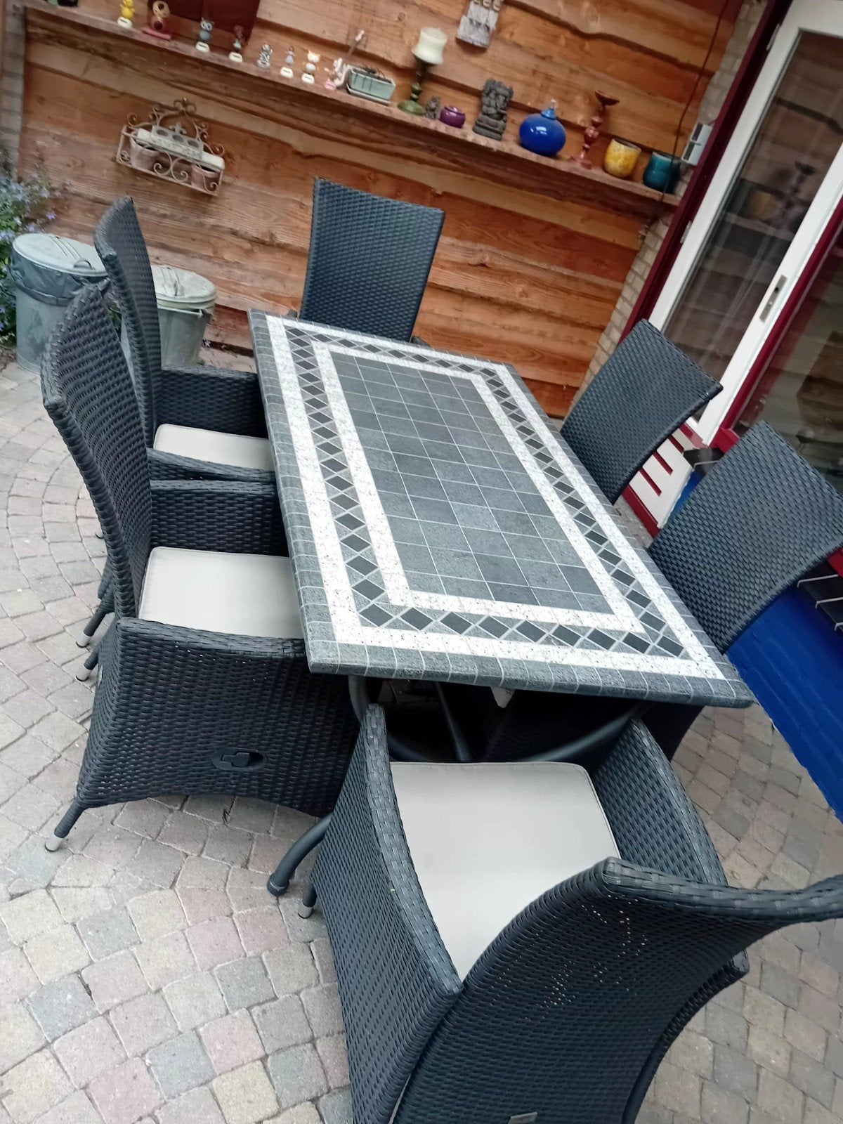 Tuinset met mozaïektafel en 6 wicker stoelen, Tuin en Terras, Tuinsets en Loungesets, Ophalen, Gebruikt, 6 zitplaatsen, Wicker