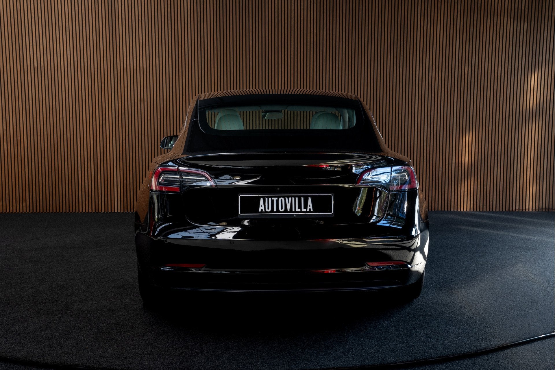 Tesla Model 3 Long Range AWD 75 kWh Panodak Leder 360° ACC, Automaat, Dealer onderhouden, Achterwielaandrijving, 1000 kg