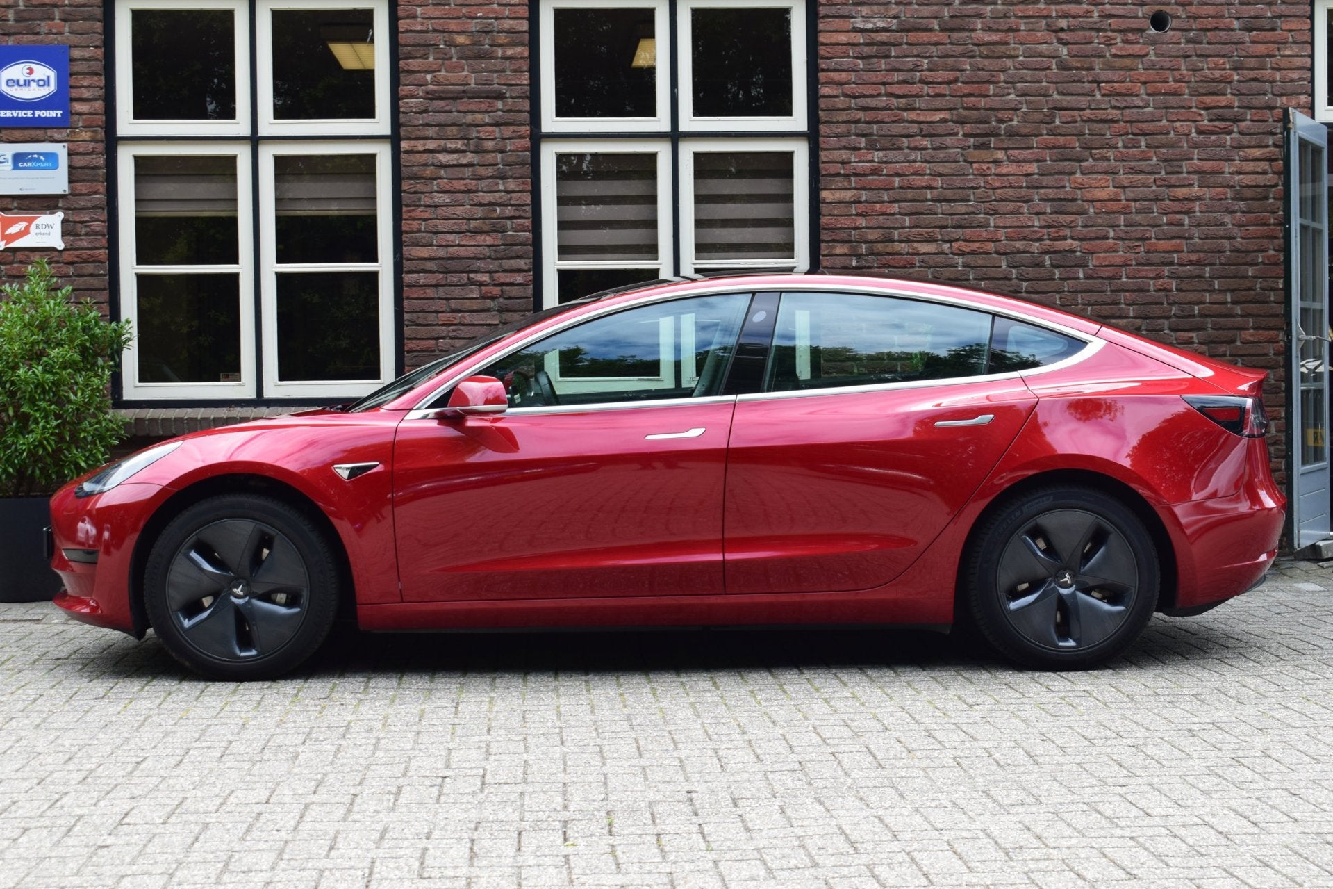 Tesla Model 3 Standard RWD Plus 60 kWh 85% SOH, Auto's, Tesla, Automaat, 238 pk, Achterwielaandrijving, Gebruikt