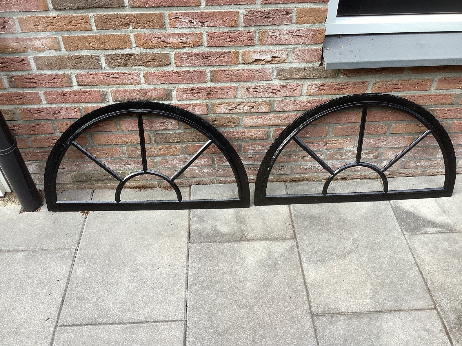 2 prachtige gietijzeren stalramen, Ophalen, Zo goed als nieuw, Gevelraam of Ruit, Minder dan 80 cm