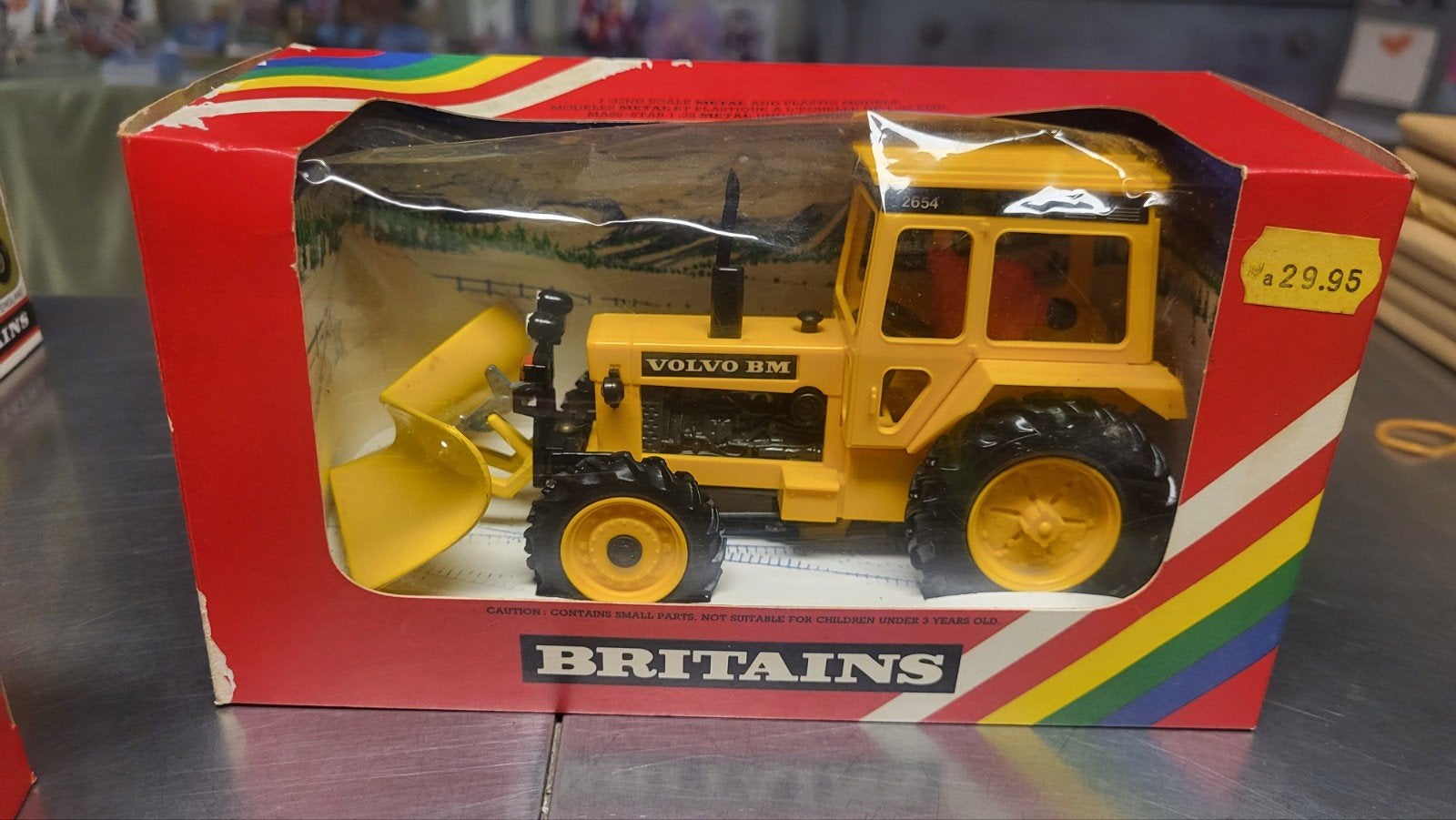 Britains Volvo BM Tractor met Sneeuwploeg (9590), Ophalen of Verzenden, Nieuw