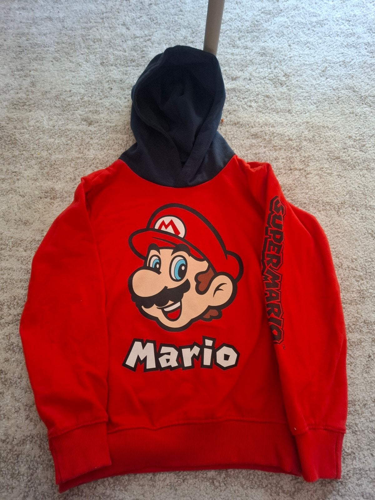 Super Mario trui maat 122/128, Ophalen of Verzenden