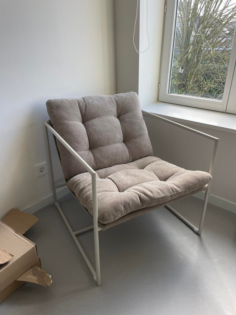 Beige fauteuil karwei, Huis en Inrichting, Fauteuils, Ophalen, Zo goed als nieuw, 75 tot 100 cm, 75 tot 100 cm