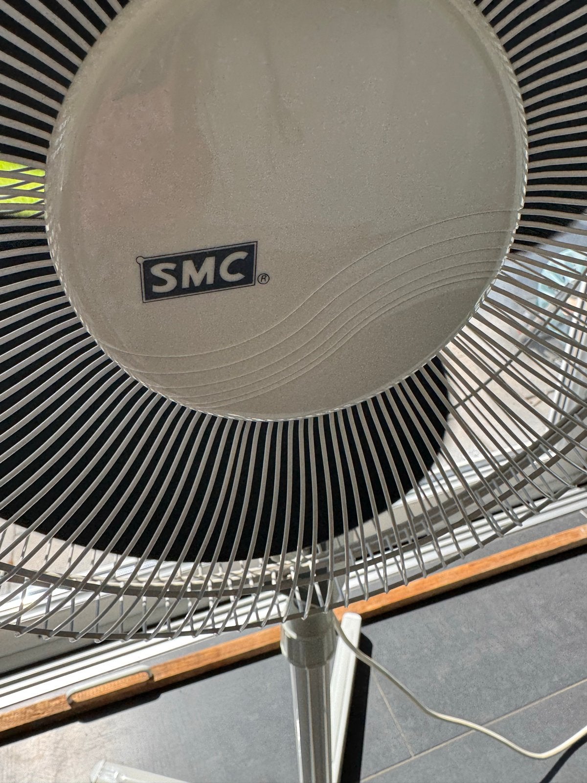 SMC Ventilator - staand, 130 cm hoog, Witgoed en Apparatuur, Ventilatoren, Ophalen of Verzenden, Zo goed als nieuw, Statiefventilator