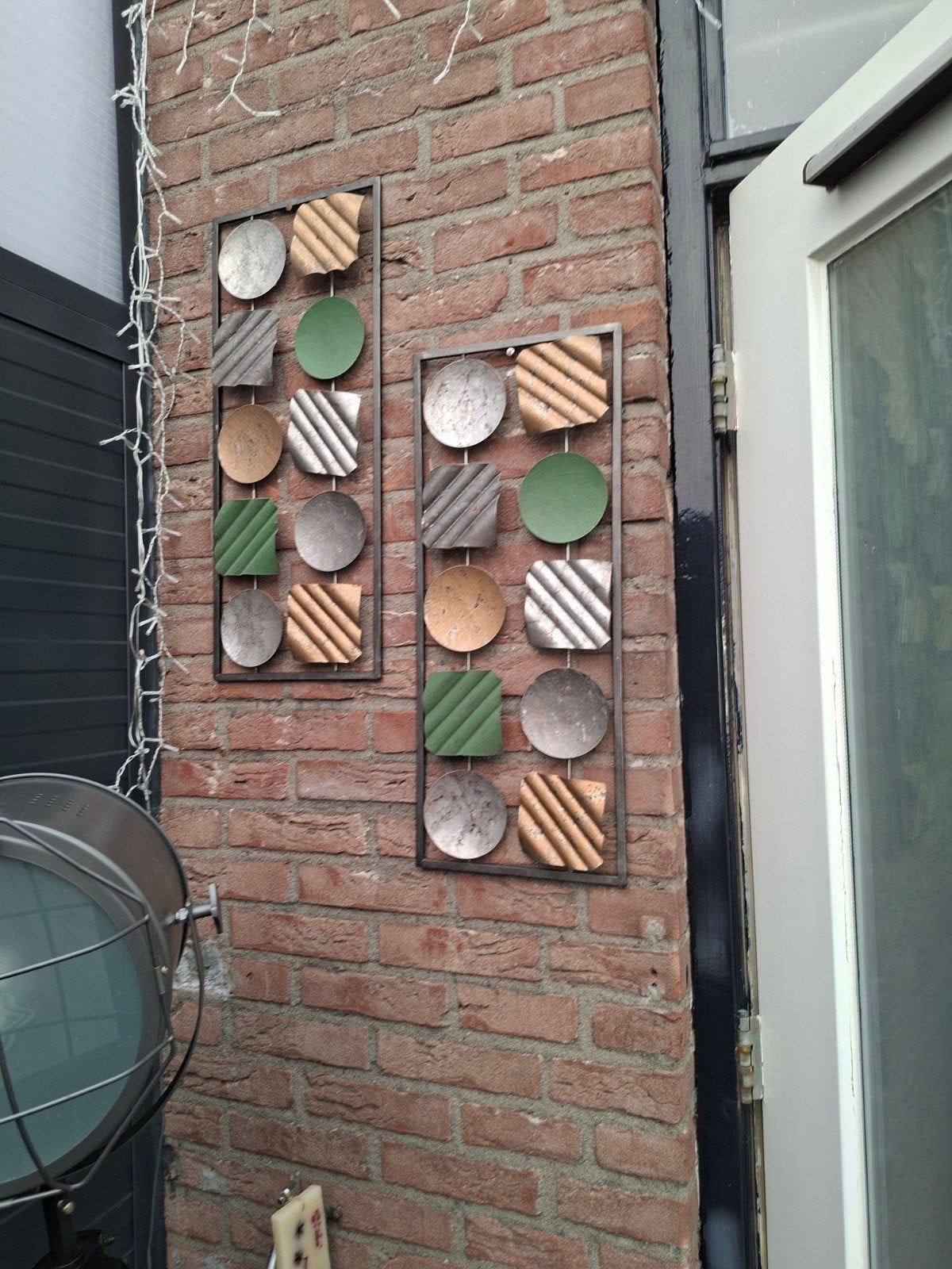 2 wand decoratie, metaal, Ophalen, 25 cm, Zo goed als nieuw, 61 cm