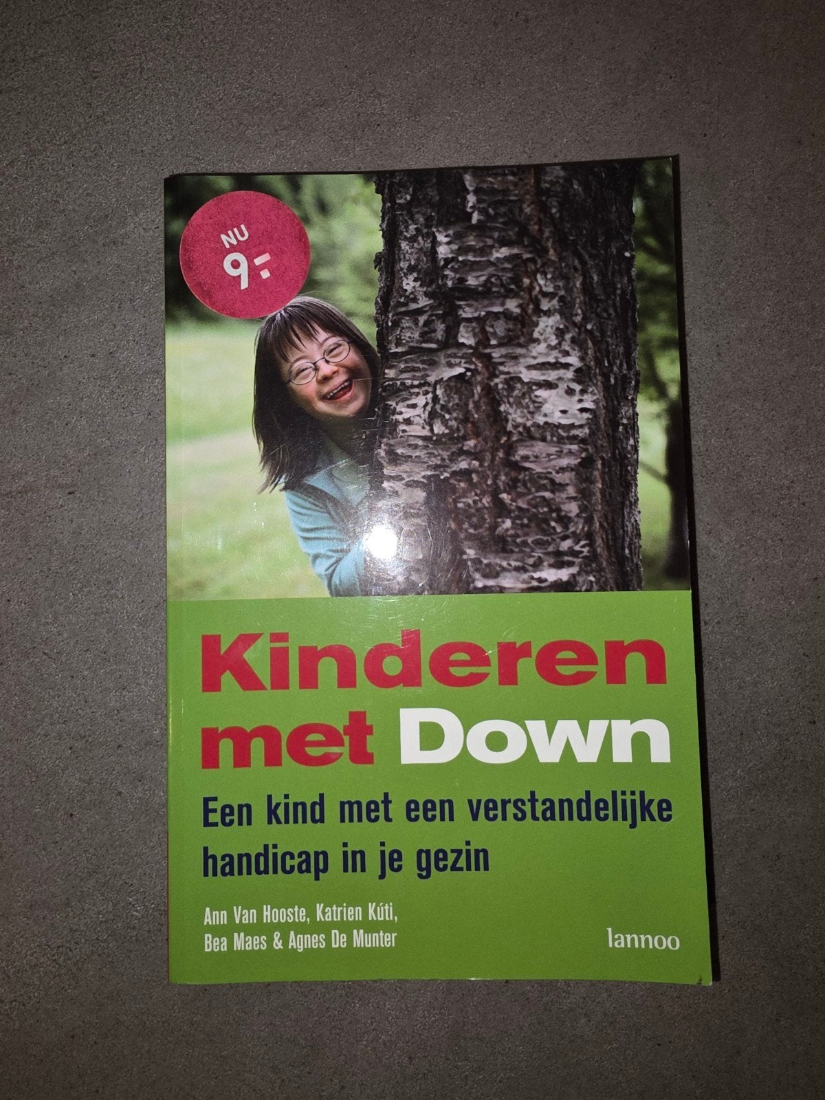 Boek Een kind opvoeden met het syndroom van Down., Ophalen of Verzenden, Zo goed als nieuw, Ontwikkelingspsychologie