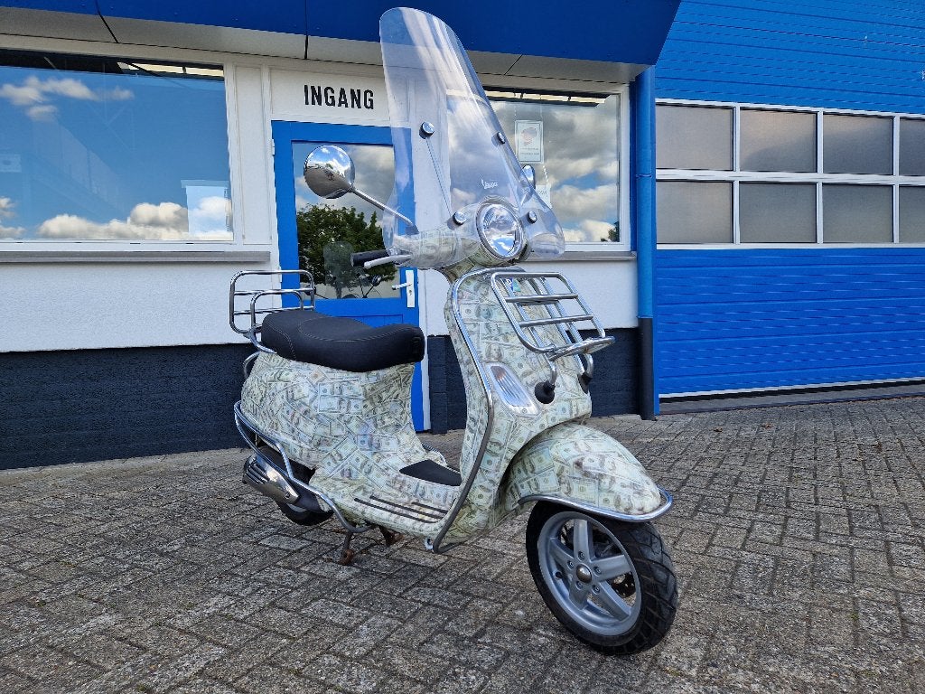 SPECIAL , Vespa lx50 2takt Money by B-ART STILLEKENS zip LX, Ophalen, Gebruikt, Benzine, Vespa